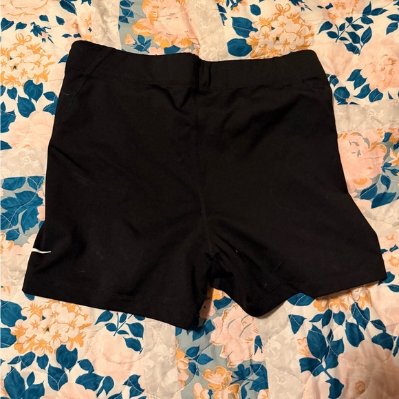 Nike Pro Dri-FIT Black Shorts - Picture 2 of 3